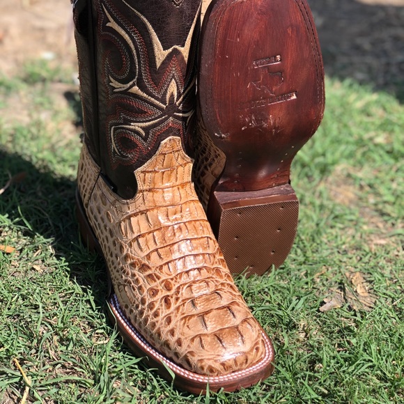 MENS BOOTS